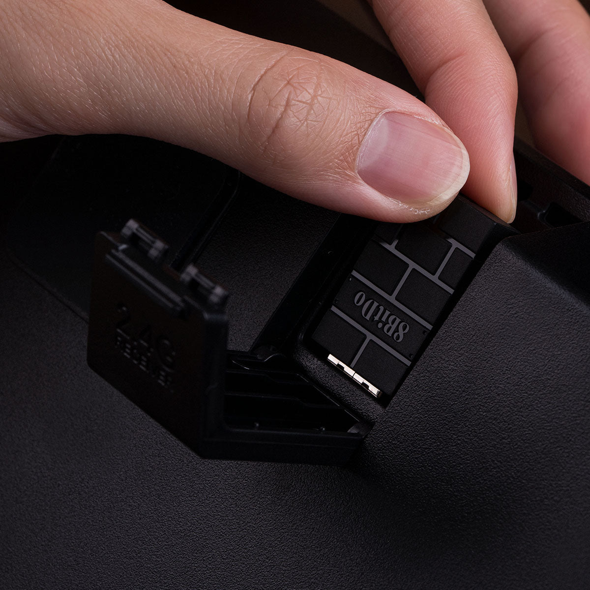 8Bitdo Arcade Stick 2.4G/USB pour Xbox Series X/S, Xbox One et Windows - Edition Noire - Manettes - 8Bitdo - Shop Just for Games