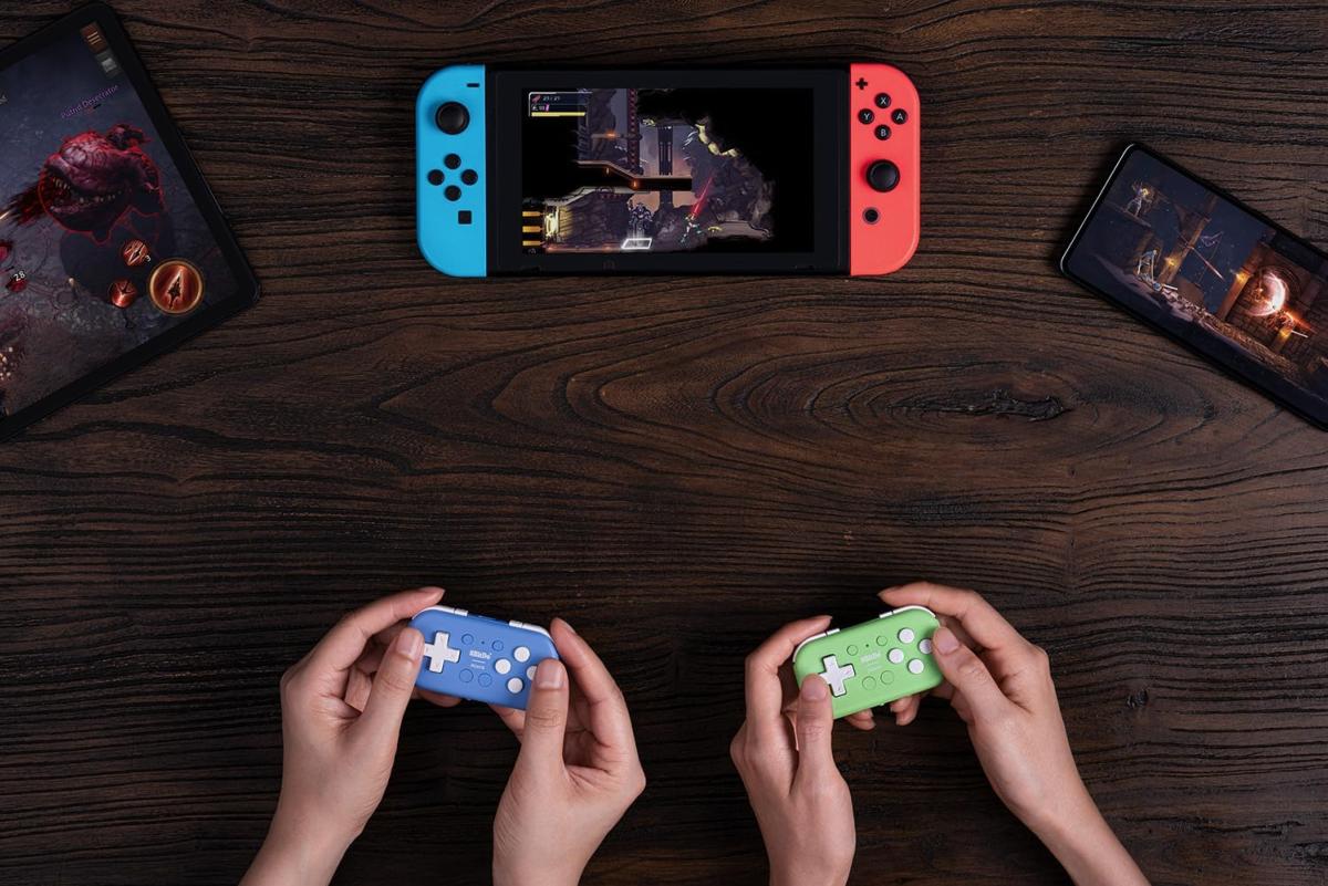 8bitdo Mini - manette bluetooth bleue pour Nintendo Switch & Raspberry Pi - Manettes - 8Bitdo - Shop Just for Games