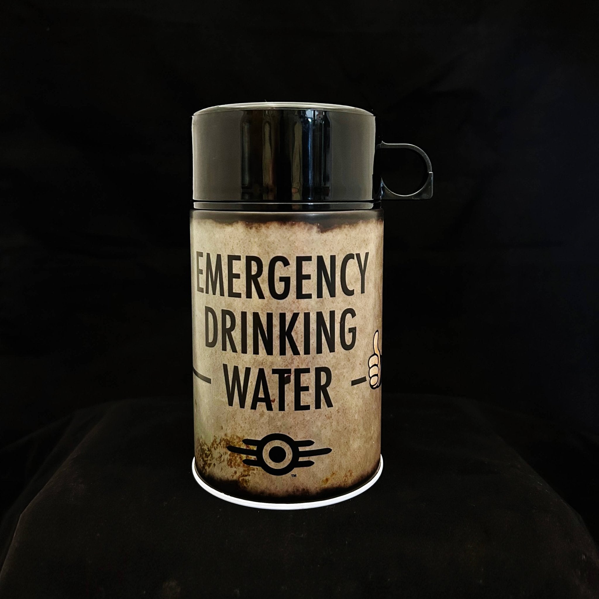 Fallout Weathered Vault - Tec Lunchbox & Flask - Lunch Boxe - UIE - Shop Just for Games