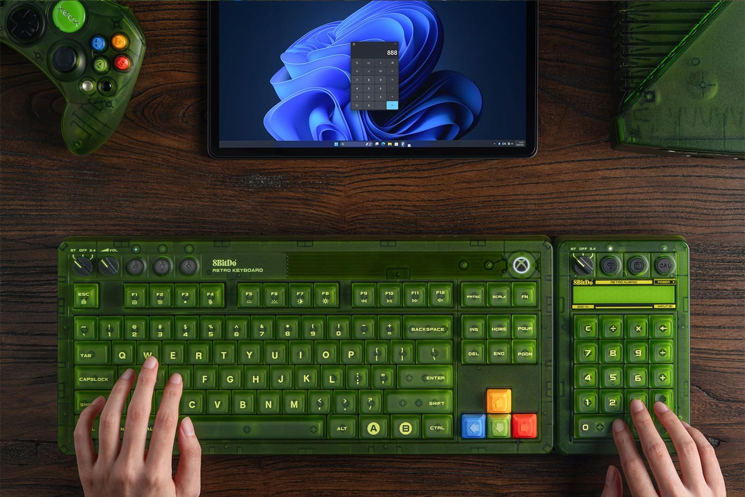 8BitDo Retro 18 Mechanical Numpad Xbox Edition