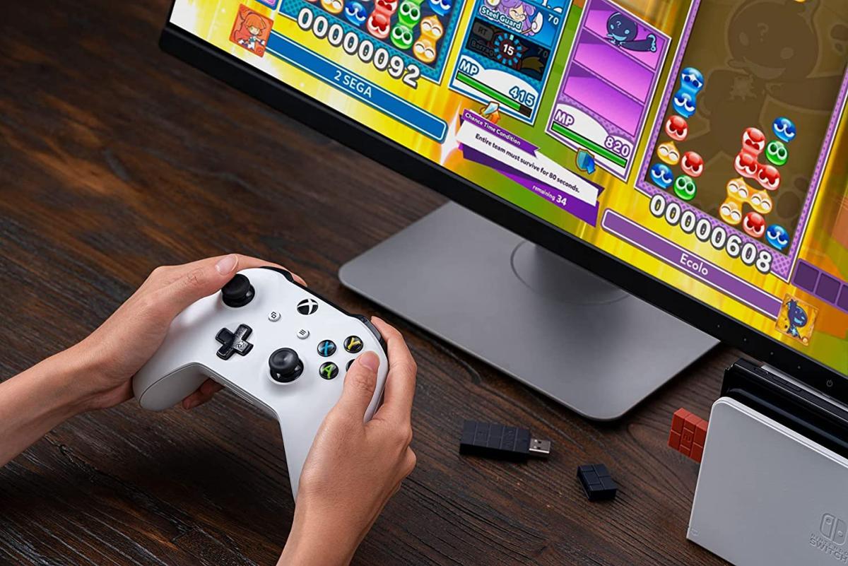 8Bitdo Adaptateur Wireless USB Version 2 pour Windows/Raspberry Pi/Steam Deck/Xbox/PS5/Nintendo Switch - Manettes - 8Bitdo - Shop Just for Games